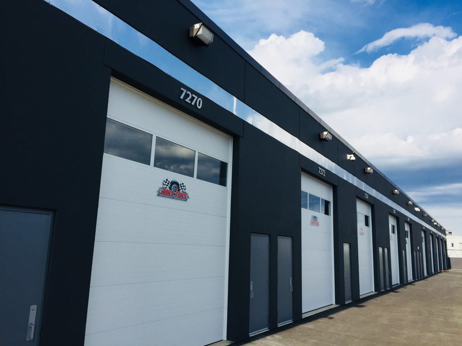 Boys' Toys Storage Condos News Garage Frontiers Edmonton Alberta